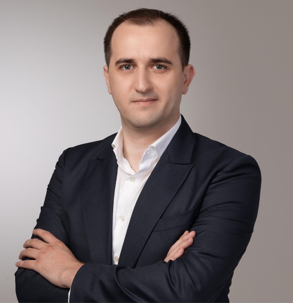 Portrait of Archil Tsertsvadze, Managing Partner of Solutions 2.0